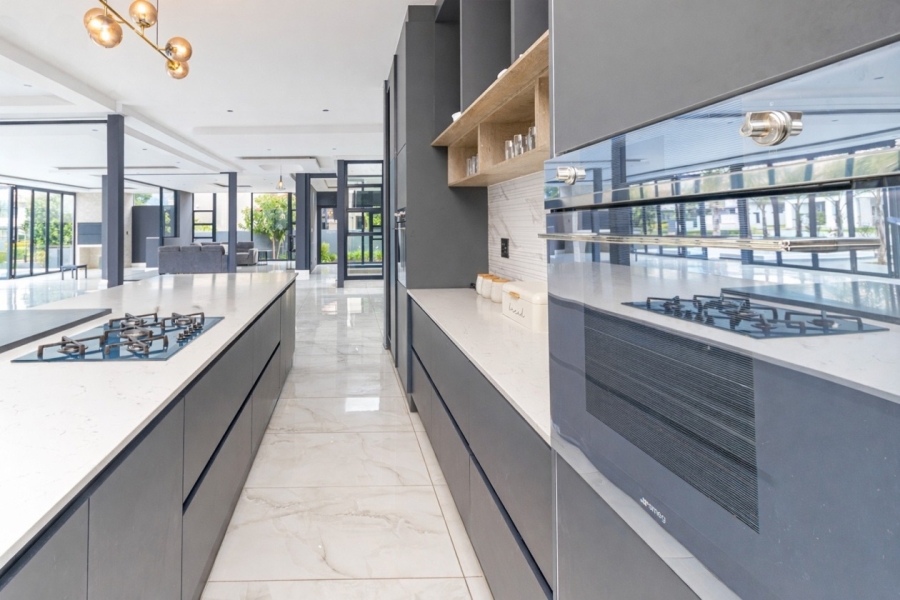 6 Bedroom Property for Sale in The Islands Estates North West